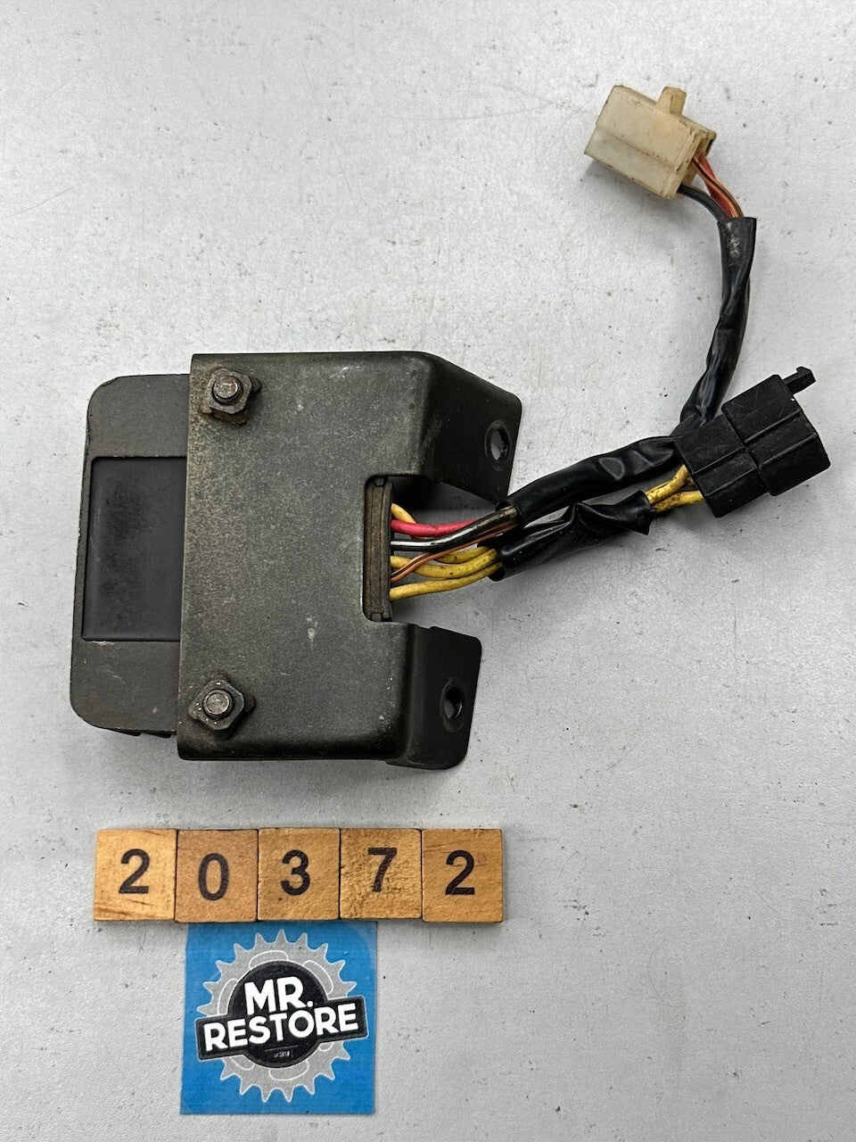 Suzuki DR350 DR250 Rectifier & Bracket 32800-14D10  32800-14D11