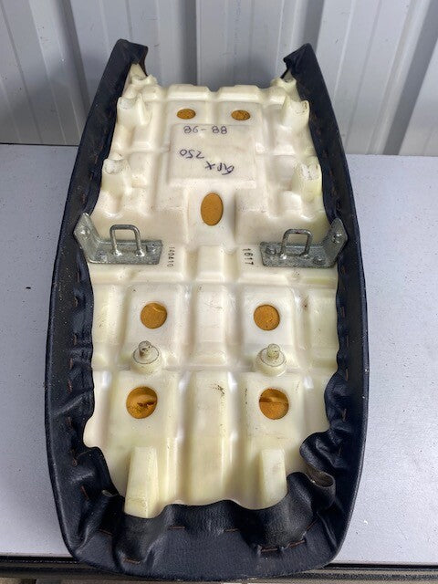 Kawasaki ZZR250 GPX250R Seat - Mid to Late 80s