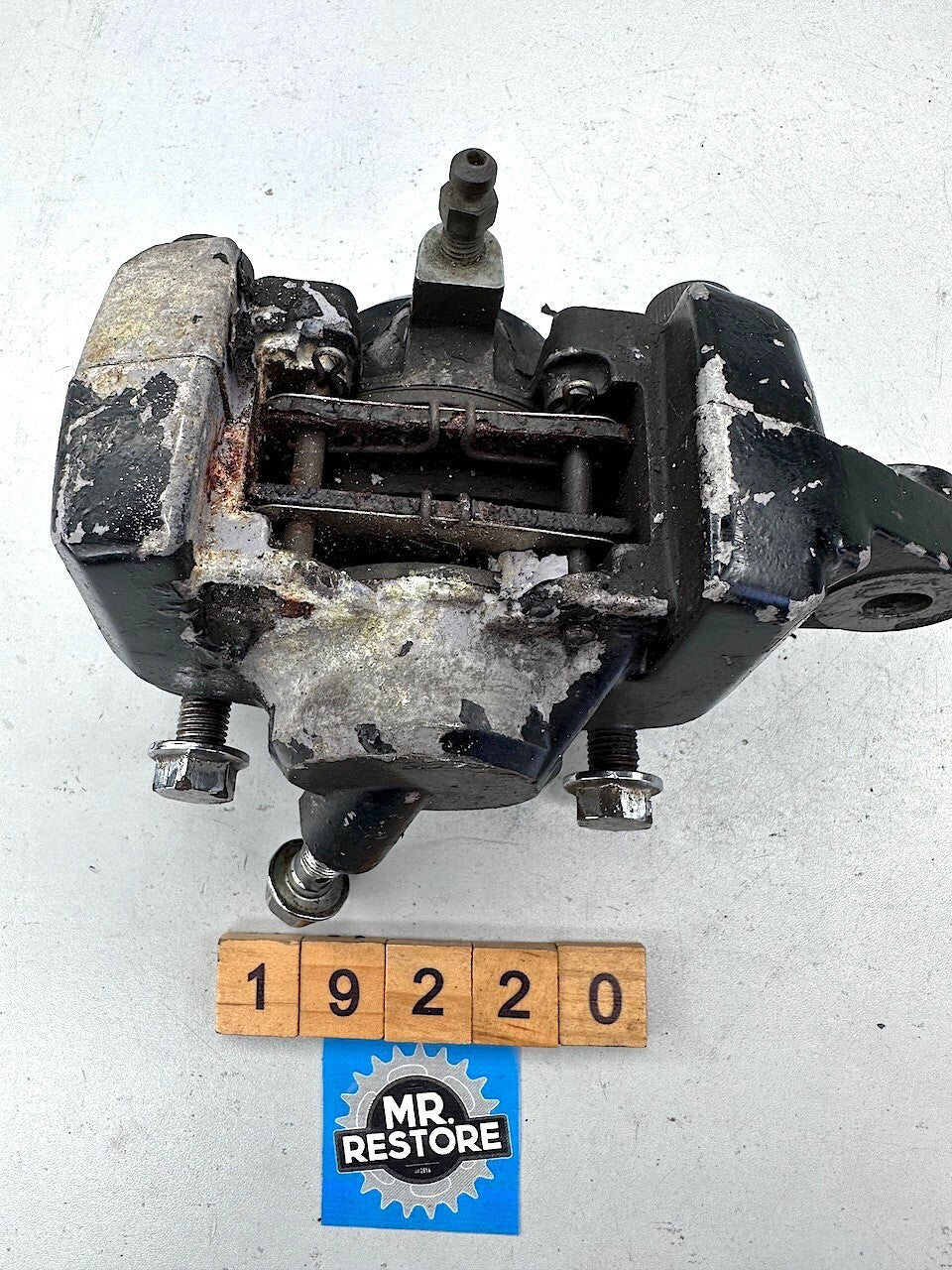 Suzuki GS1100 GS850 GS650 GS500 GSX400 Rear Brake Caliper 69100-34201