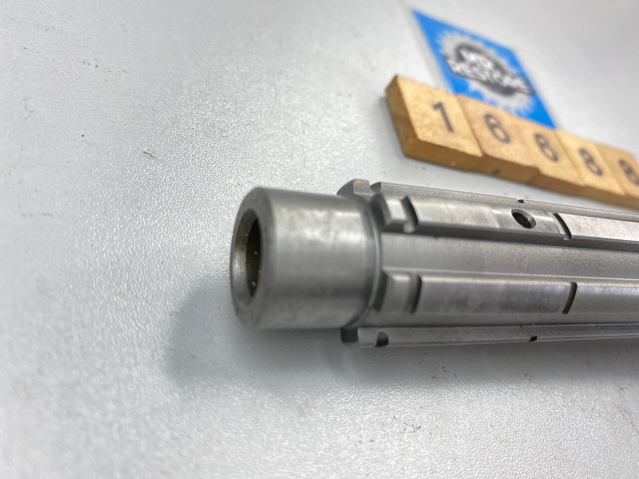Suzuki RGV250 1989 Counter Shaft (11T) 24121-12C01