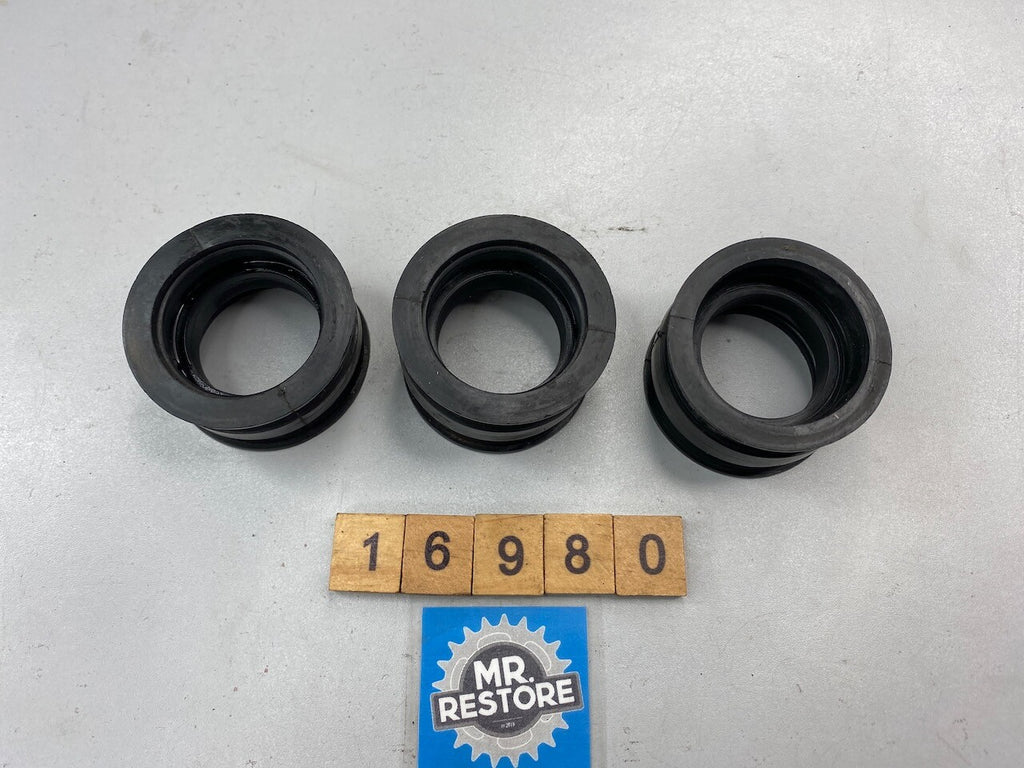 Triumph Speed Triple 900 (Carb) OEM Carburettor Rubbers (x3) 
