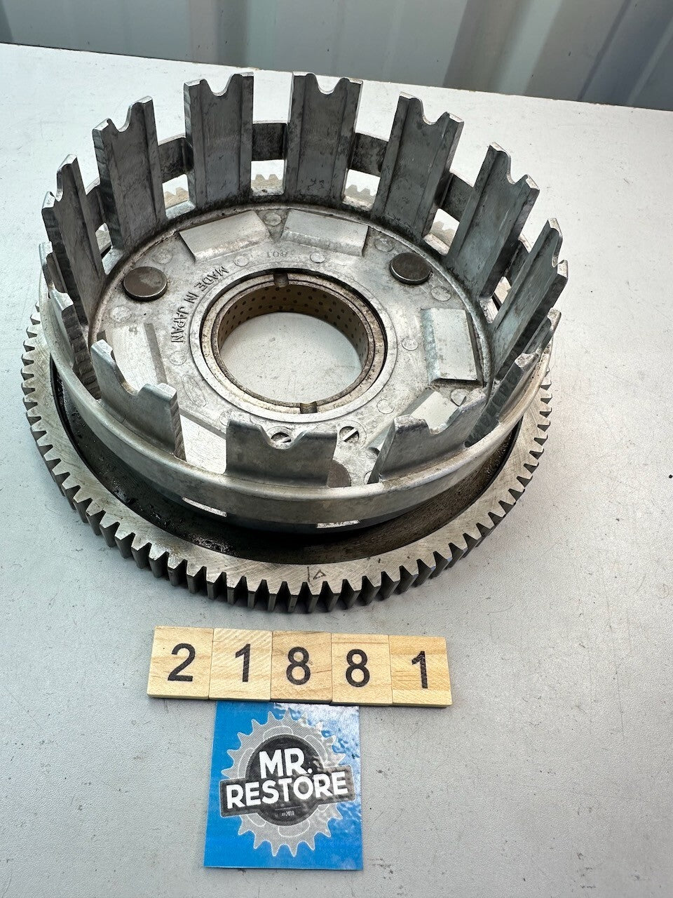 Kawasaki GPZ1100 Z1100 KZ1100 Z1000 KZ1000 Clutch Basket 13095-1037
