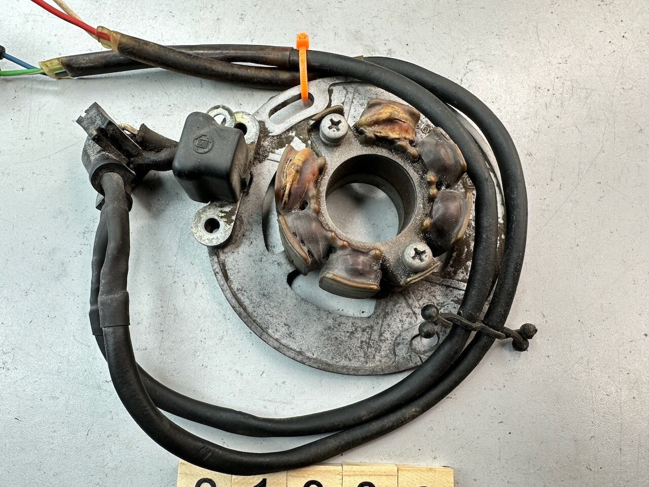 Honda CR125R 1984-85 OEM Stator Assy. & Pulse Pickup 31120-KA3-761