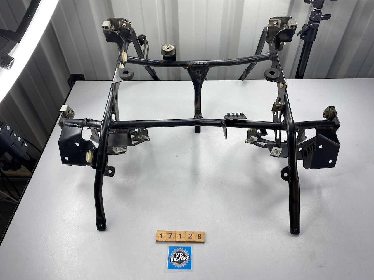 BMW R1100RT R850RT 259T Front Frame 46632325874