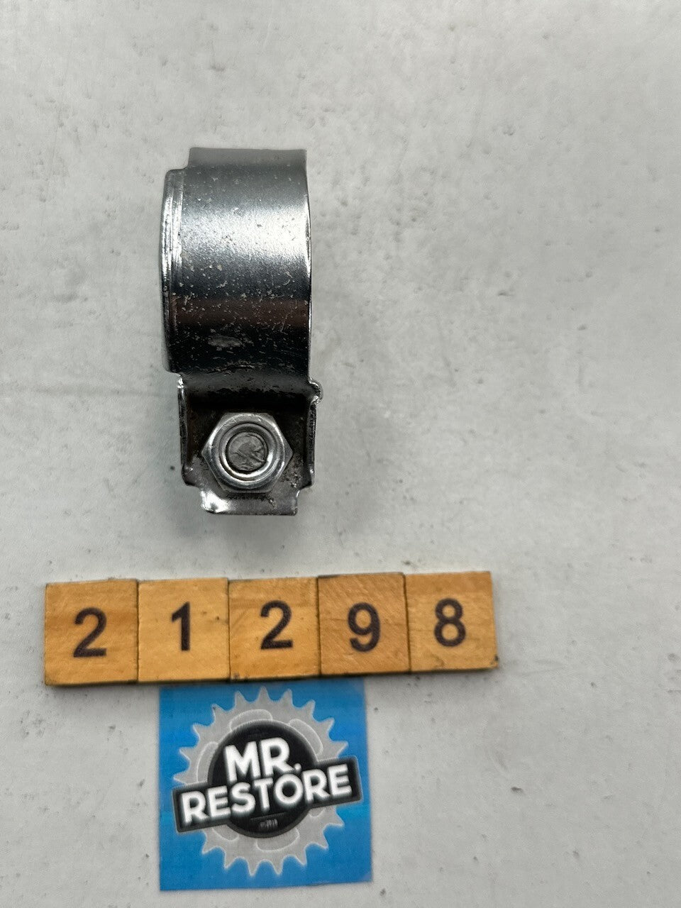 Honda CB125 J S 1976-78 OEM Exhaust Muffler Pipe Clamp Band 18371-286-300