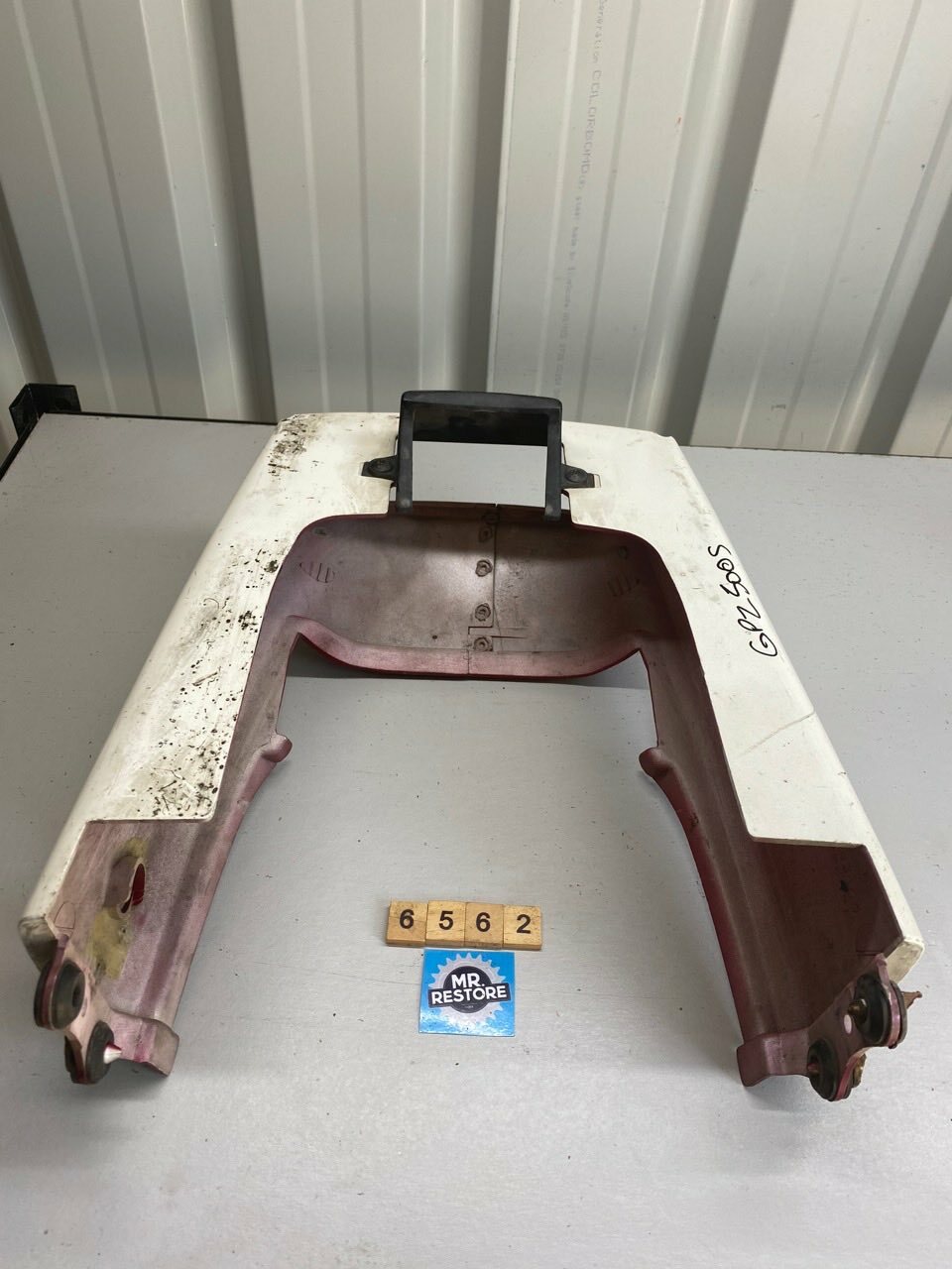 KAWASAKI GPZ500 S EX500 REAR FENDER PANEL COVER 87-90 - 14024-1379