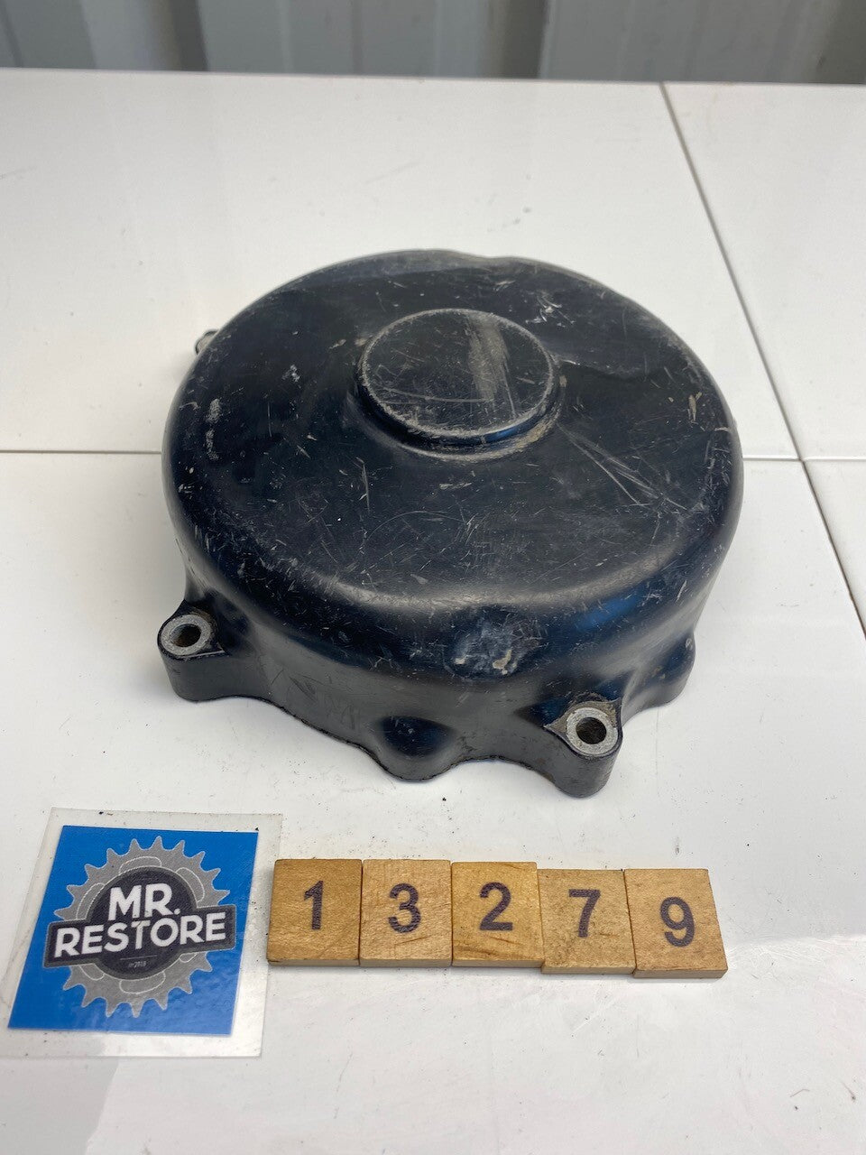Yamaha IT400 YZ400 D IT250 E Crankcase Ignition Cover 1W4-1541100