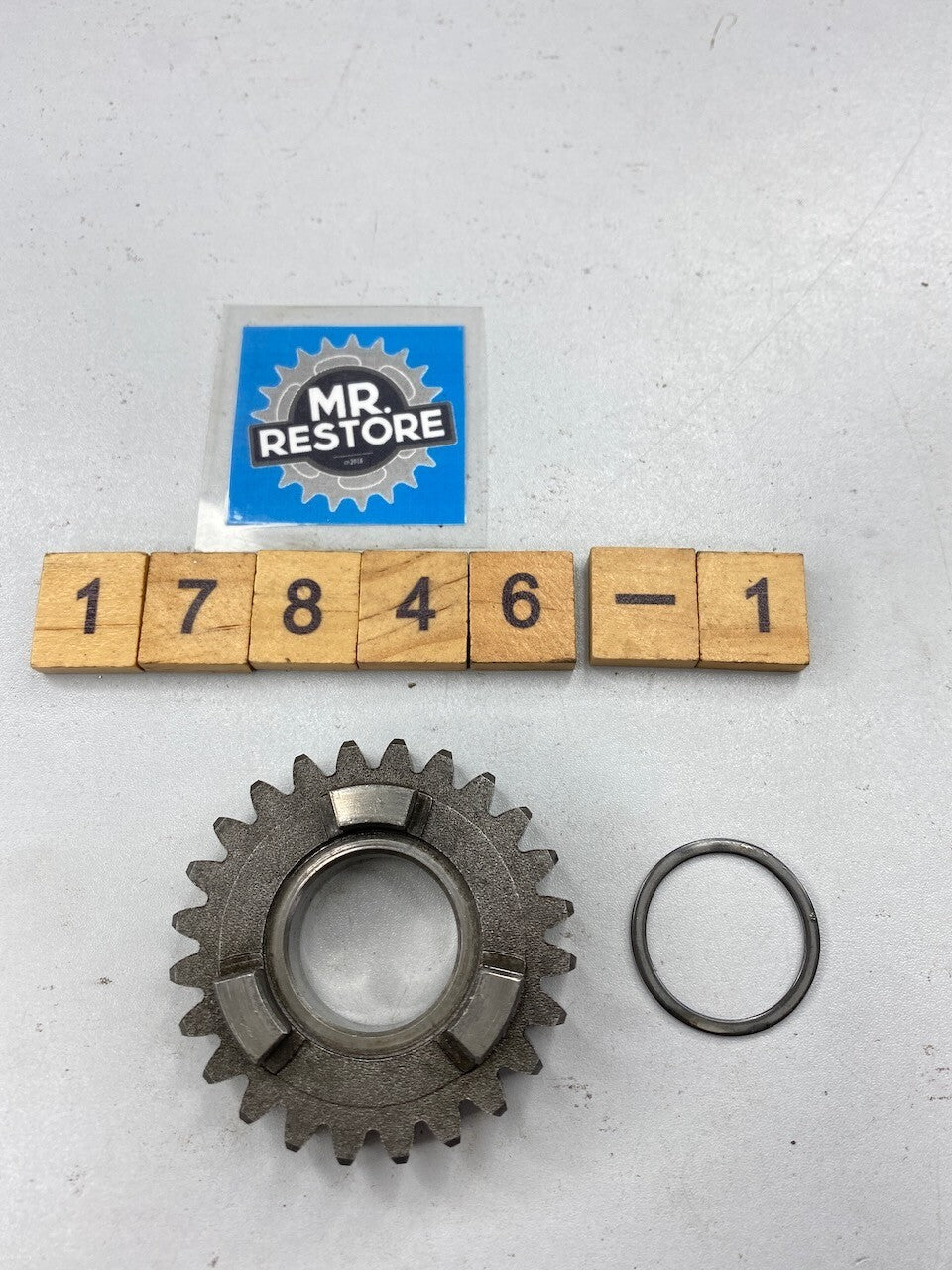 Yamaha SR500 SR400 XT500 TT500 Transmission 4th Pinion Gear 583-17141