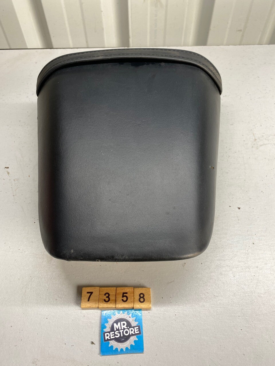 Honda 600F Pillion Seat - MBW