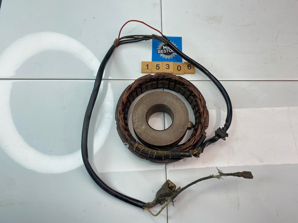 Kawasaki Z650 1977 Field Coil & Stator Yoke Assy 21077-005 & 21076-024