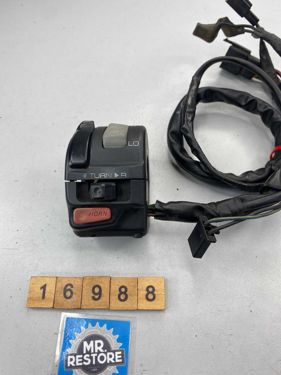 Yamaha FZR1000 1994-95 L/H Handlebar Switch 3LJ-83972 (suits Oceania bikes)