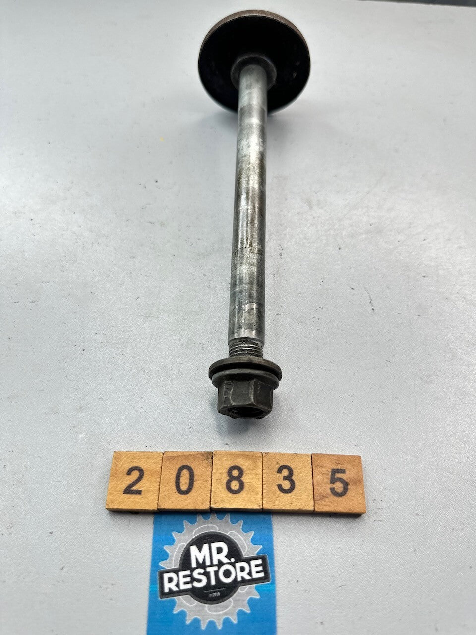 Kawasaki Z250 KZ250 Front Wheel Axle, Spacer & Nut 41068-1029  92027-1218