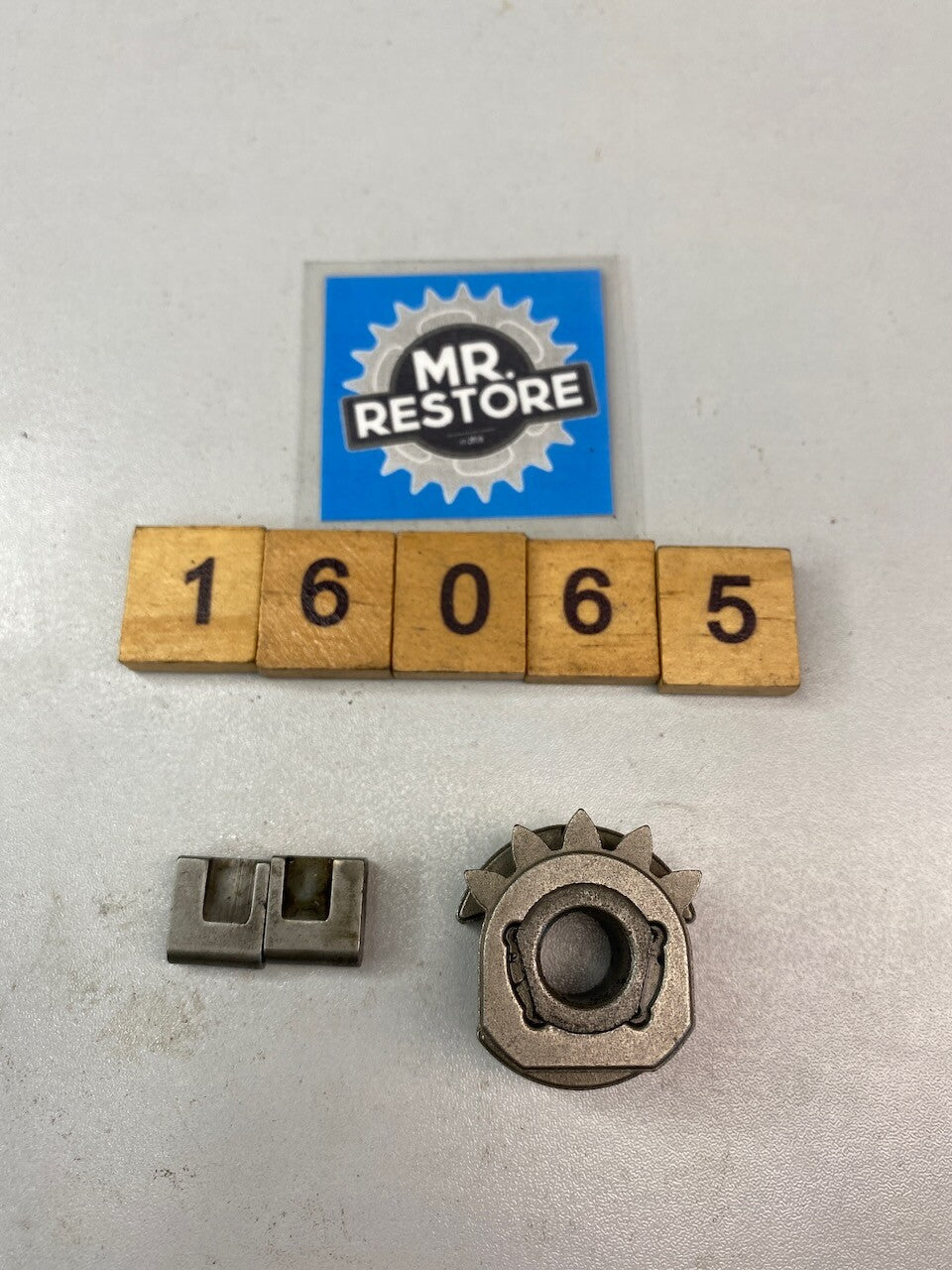 Suzuki Motorcycle Many Models Cam Driven Gear & Parts 25322-31301