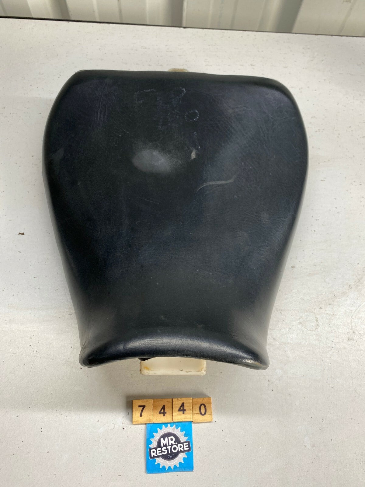 Yamaha FZR250 3LN Riders Pilot Seat 3LN-24712-00