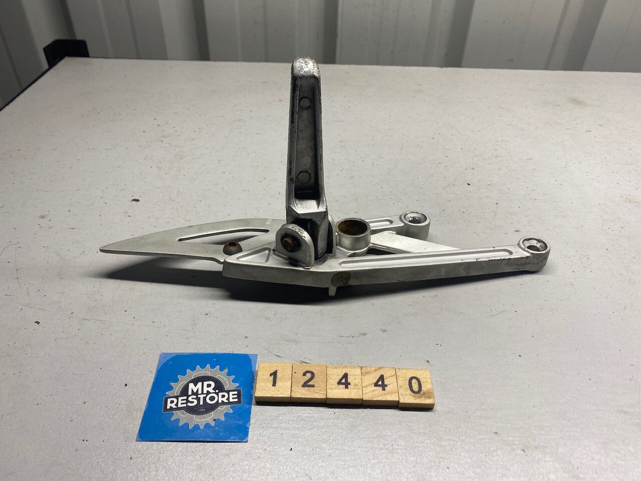 Megelli 250R R/H Rear Set & Foot Rest Assy.