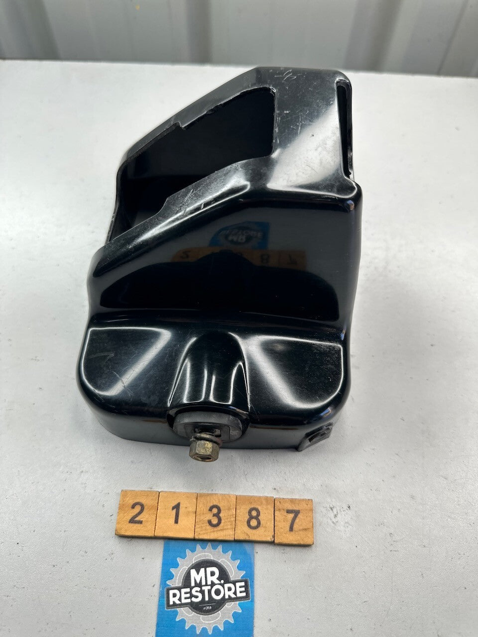 Yamaha TZR250 1KT 2MA OEM Headlight Bowl, Mounts & Fixings