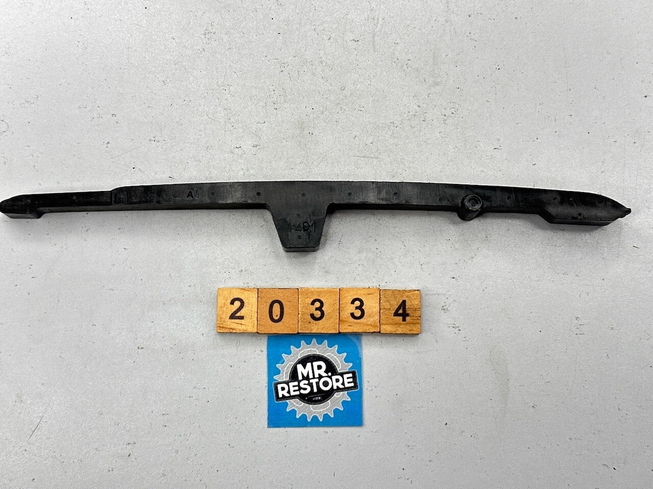Suzuki DR350 OEM Cam Chain Guide 12771-14D11