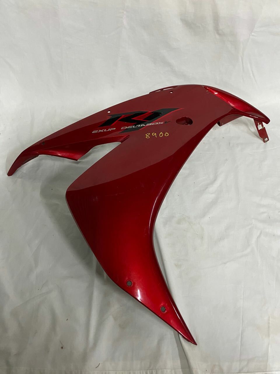 Yamaha R1 YZF 04-06 RH MID PANEL 5VY-2835V Red