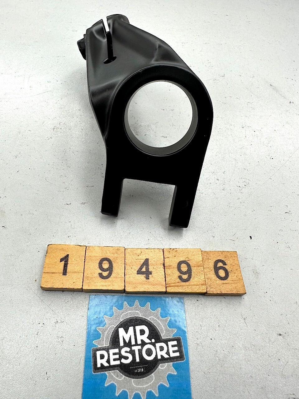 Kawasaki GT550 GT750 R/H OEM Handlebar Holder - Repainted 46012-1029