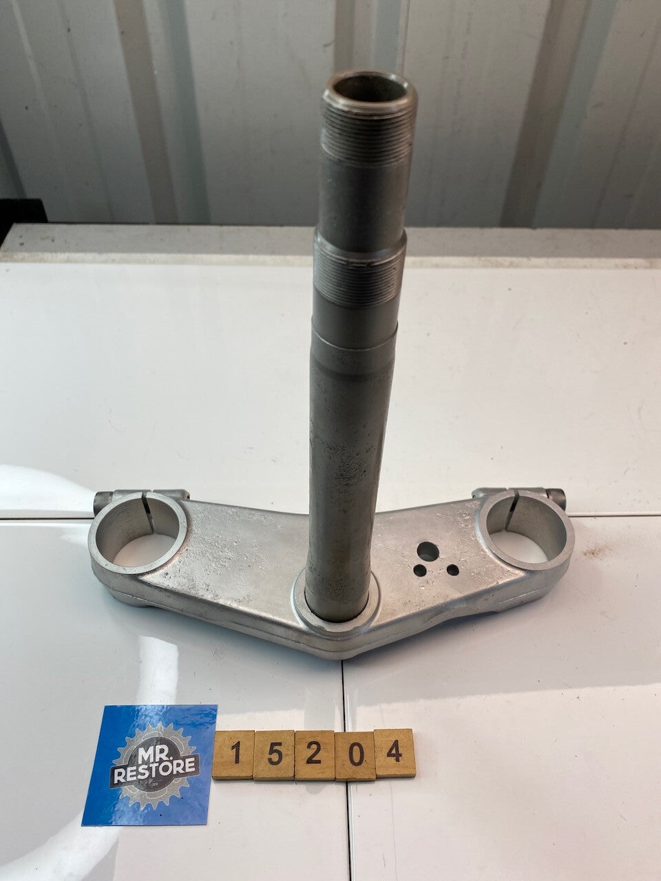 Suzuki GSXR750 G Steering Stem 51410-27A10 (Vapour Blasted)