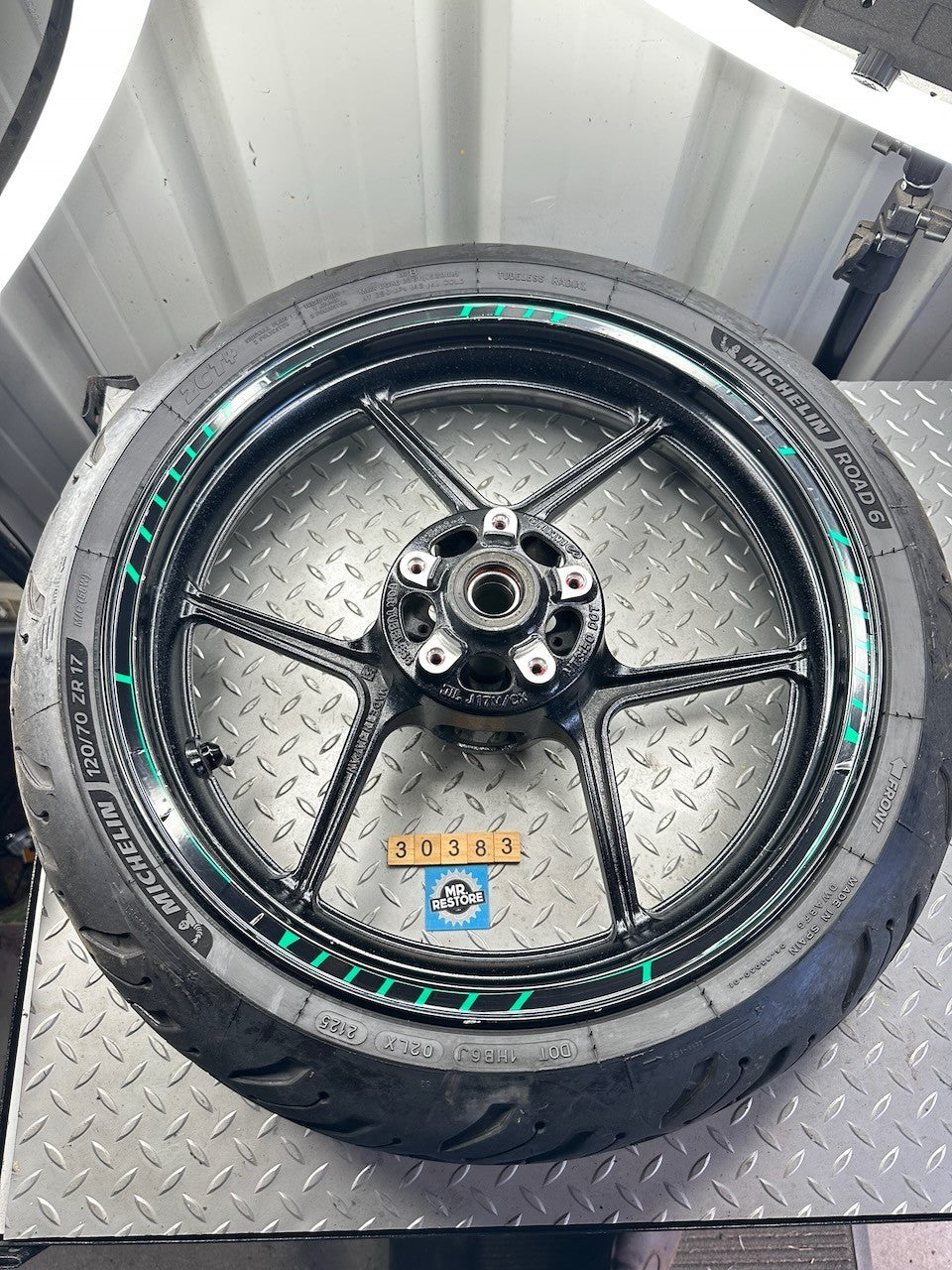 Kawasaki KLZ1000 Versys 1000 2019 Front Wheel & Michelin Tyre 41073-0779-18F