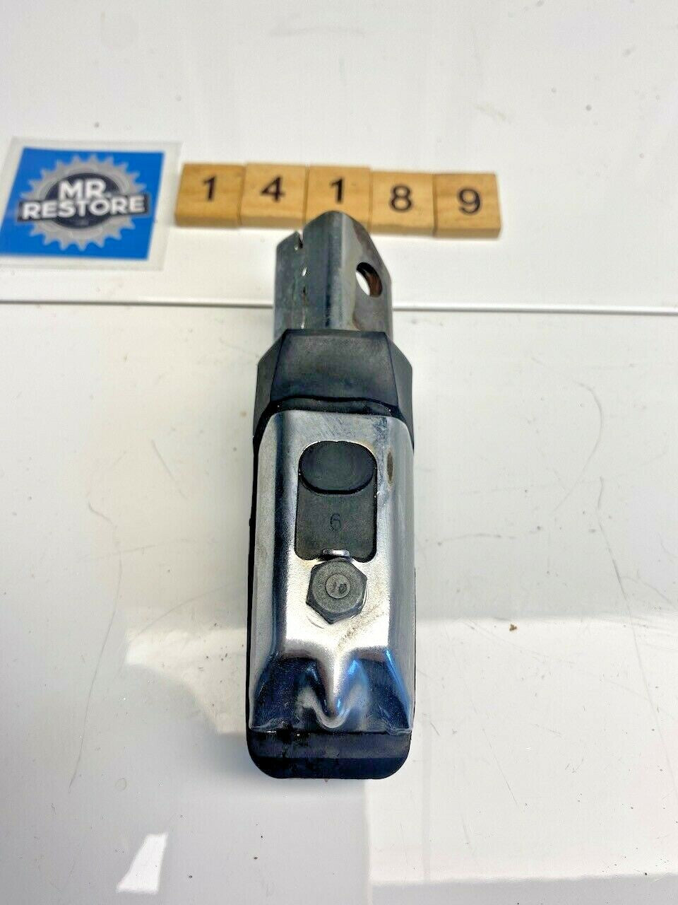 Honda VF1000 1984 VF750 83-84 Rear R/H Pillion Passenger Peg 50635-MB2 50632-MB2