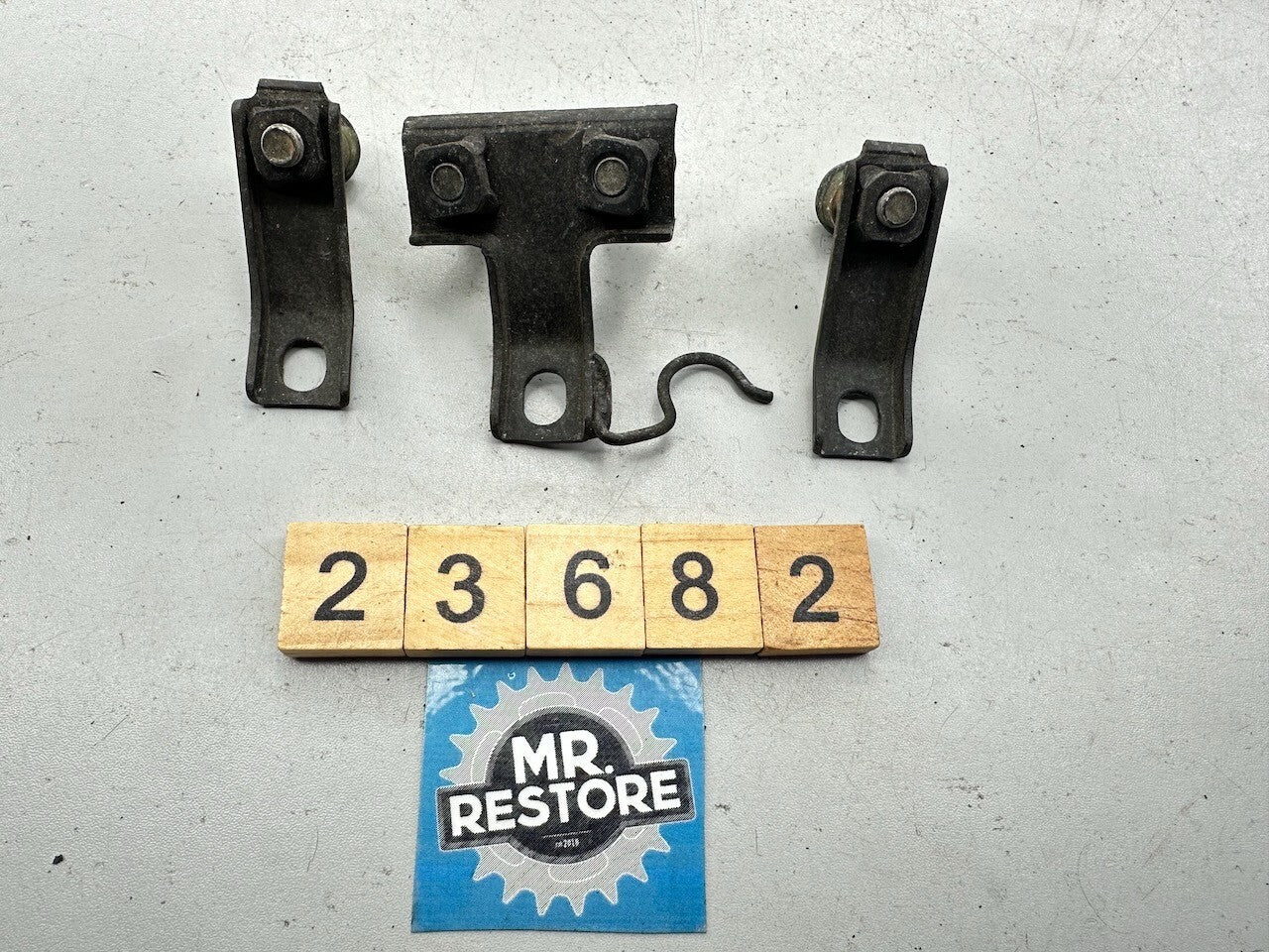 Honda VF750F VF700 Ignition Coil Stay Brackets - Set 30515-MB2-010 30516-MB2-010