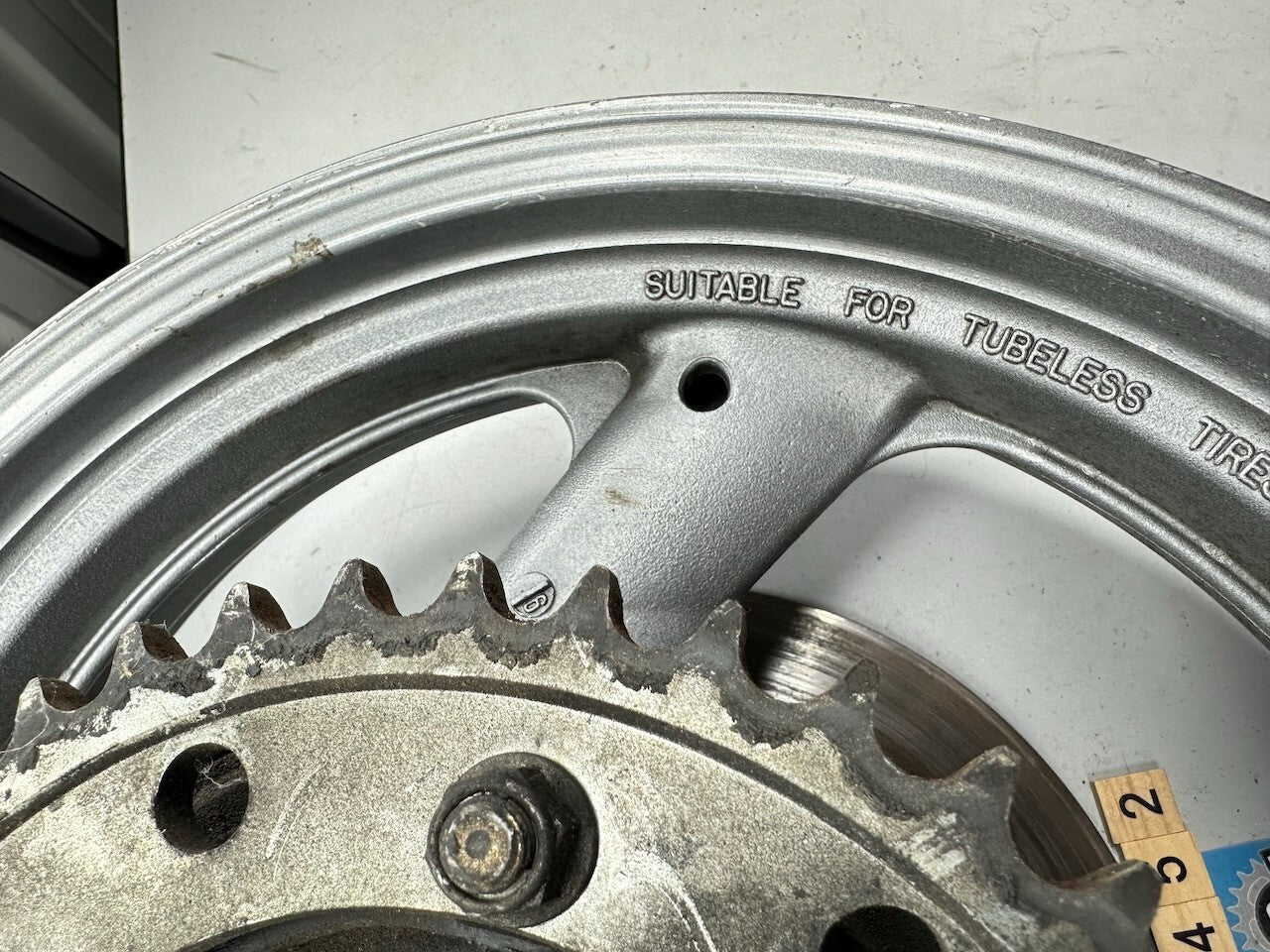 Yamaha FJ1200 Rear Wheel, Sprocket Carrier & Disc 3CV-25338-00-WG (R-58)