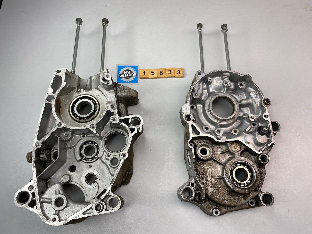 Yamaha V90 T Pair of Crank Cases 