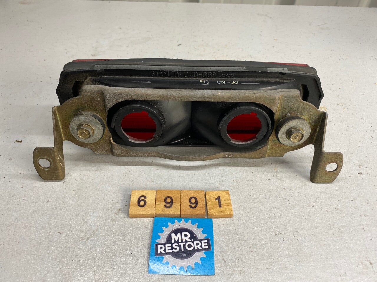Kawasaki GPZ500S Tail Light Assy & Mount Bracket OEM