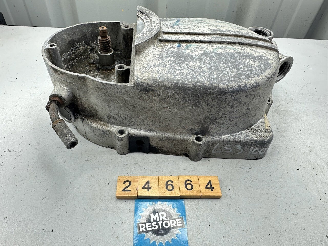 Yamaha LS3 100 Crankcase Cover & Oil Pump Drive