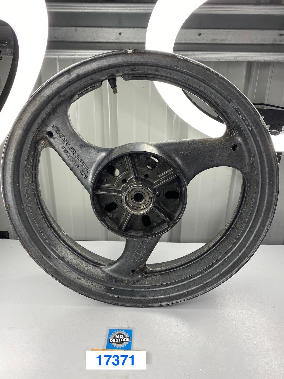 Suzuki GSX250F Across Rear Wheel 17x4.00