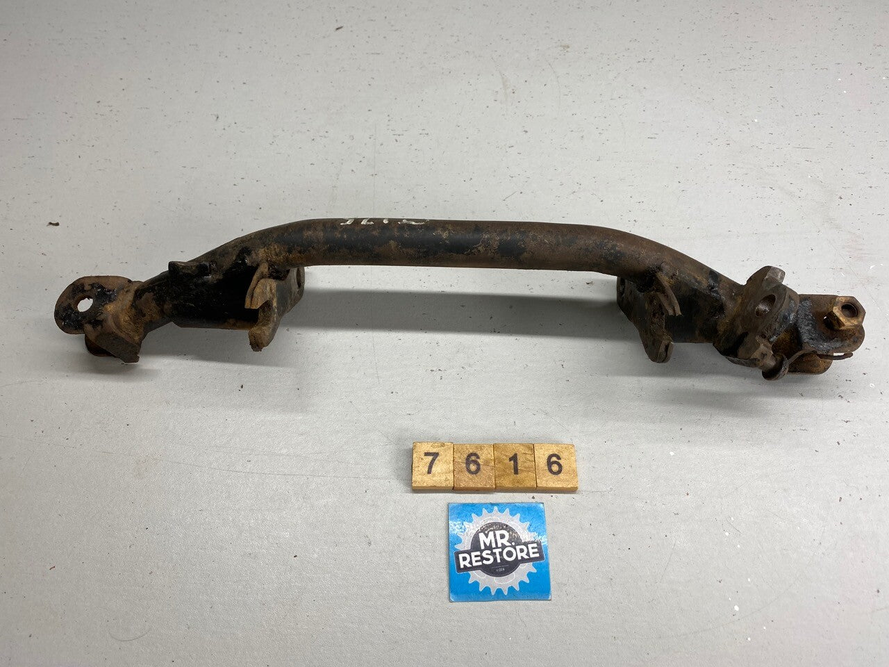 Yamaha CT175 Footrest Pegs Side Stand Holder Bracket
