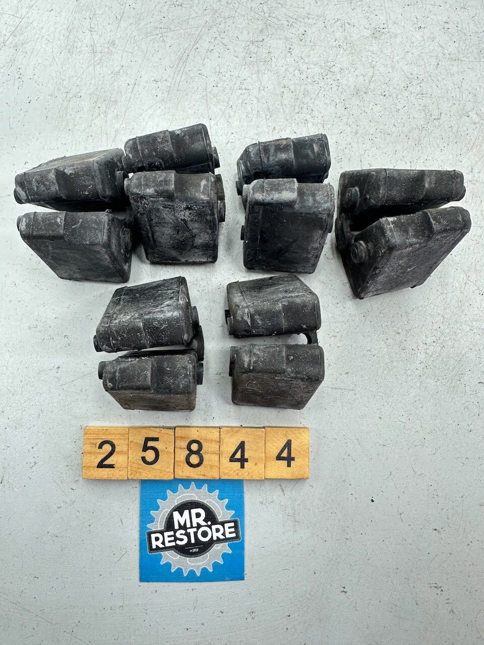 Yamaha TRX850 FZR600 1000 YZF1000 600 750 Cush Drive Rubbers x6 - 4FM-25364-00