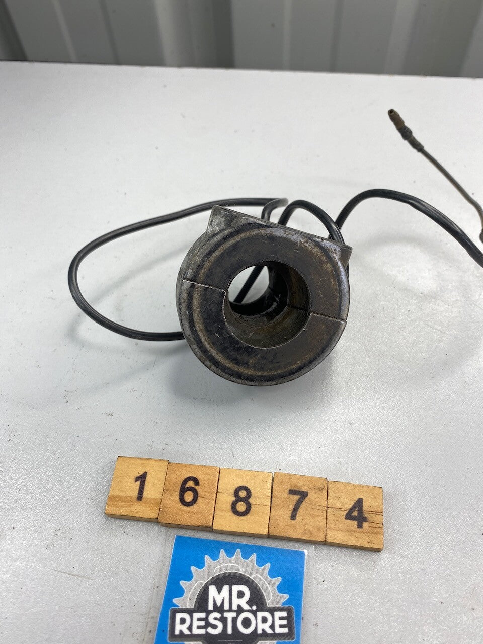 Kawasaki KL250 1977-79 R/H Handlebar Switch 