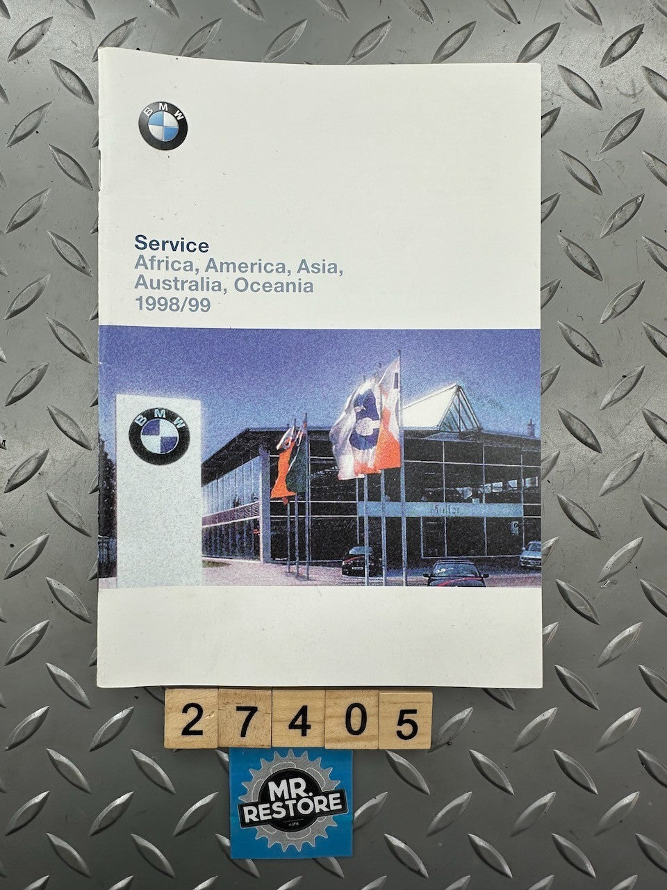 BMW Service Dealer Directory Africa America Asia Australia Oceania 1998/99 VGC