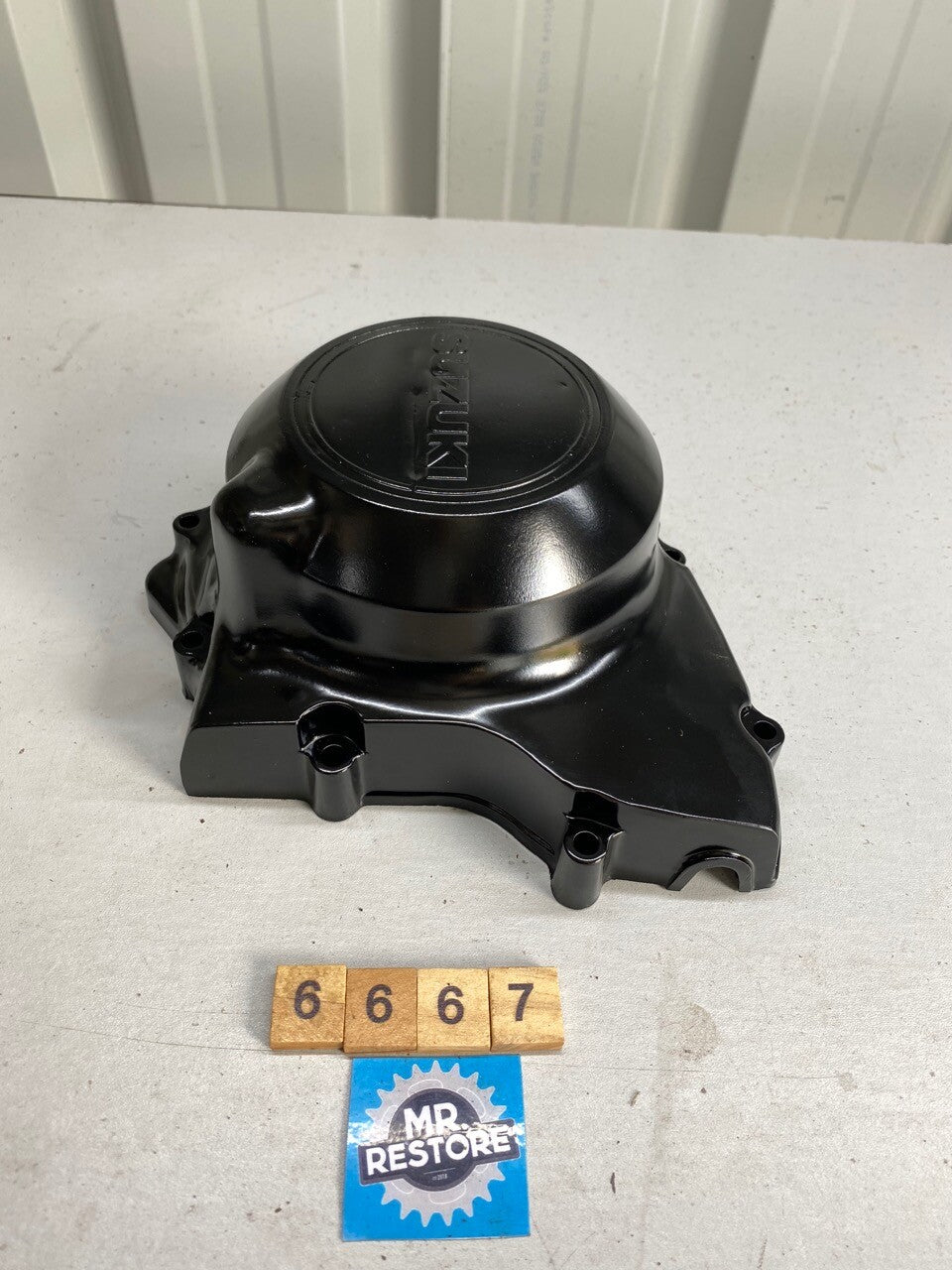 Suzuki GSX400 - Engine Side Cover - Reconditioned