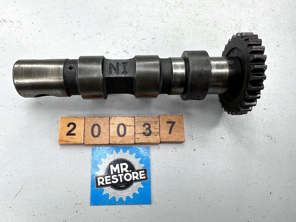 Yamaha XZ550 Vision Intake Camshaft #1 & Cam Chain Sprocket