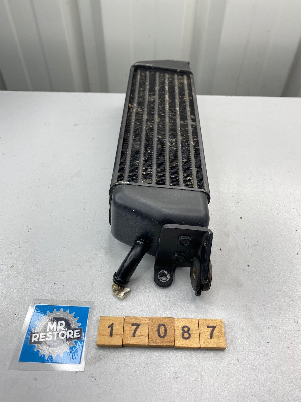 BMW R1150RT R1100RT R850RT 259T R22 Oil Cooler Radiator 17211341632