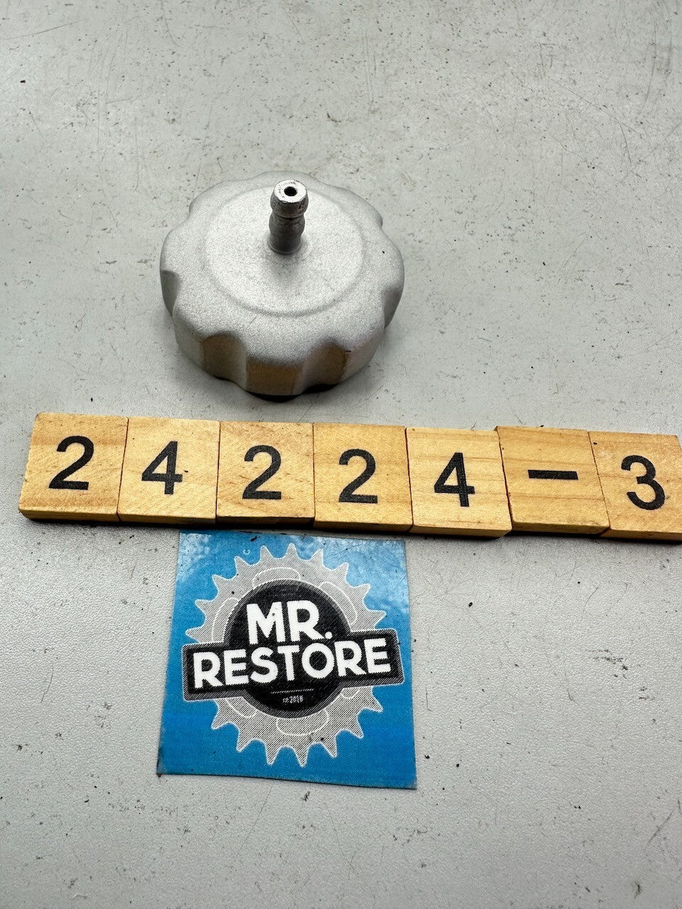 Honda CR250 CR125 MT250 MT125 TL250 TL125 XL125 OEM Alloy Fuel Tank Cap