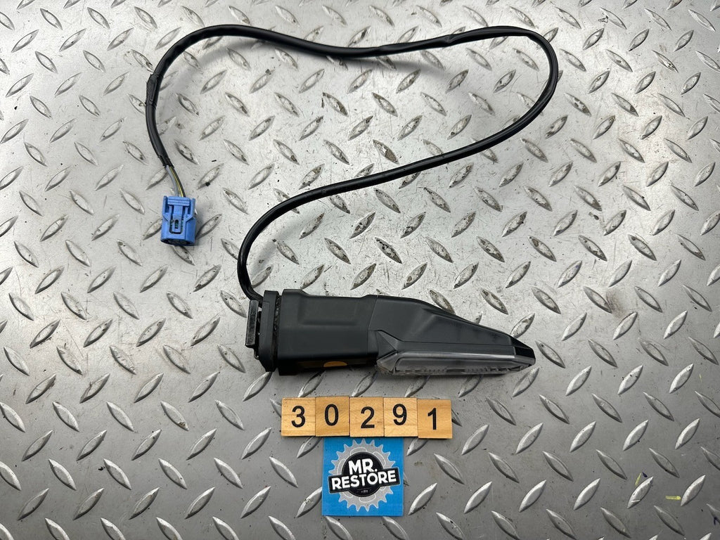 Kawasaki KLZ1000 Versys 1000 2019 Rear Right Turn Signal Indicator 23037-0468