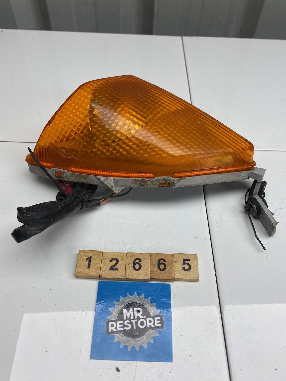 Honda CBR1000F L/H Front Indicator with Original Lens 1990-91 33450-MS2-671