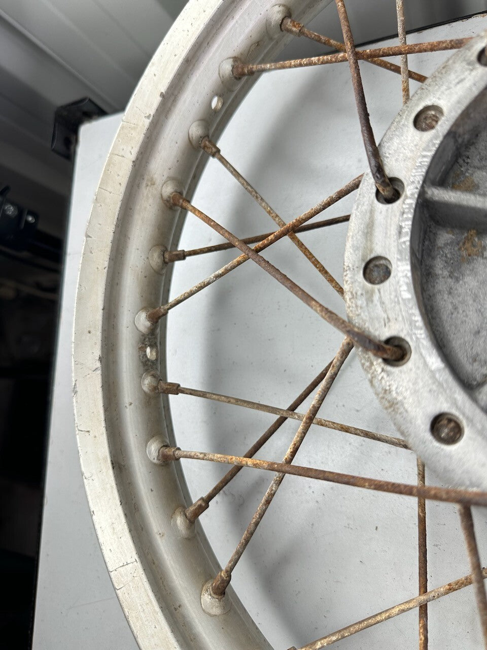Kawasaki Vintage Motorcycle Dirt Rear Wheel (K250 F-II ?) OEM D.I.D 18x1.85