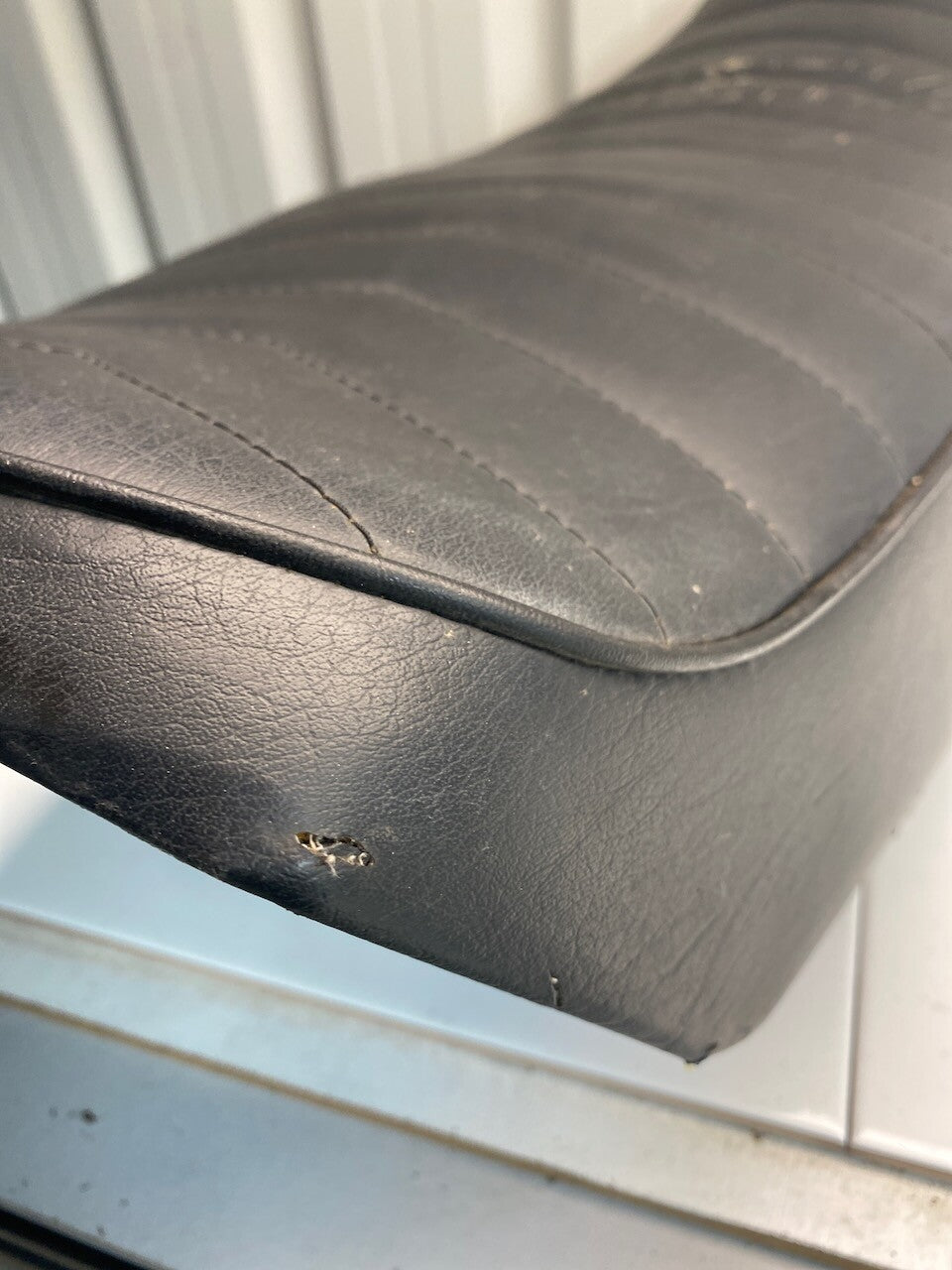 Yamaha XZ550 Seat & Latches