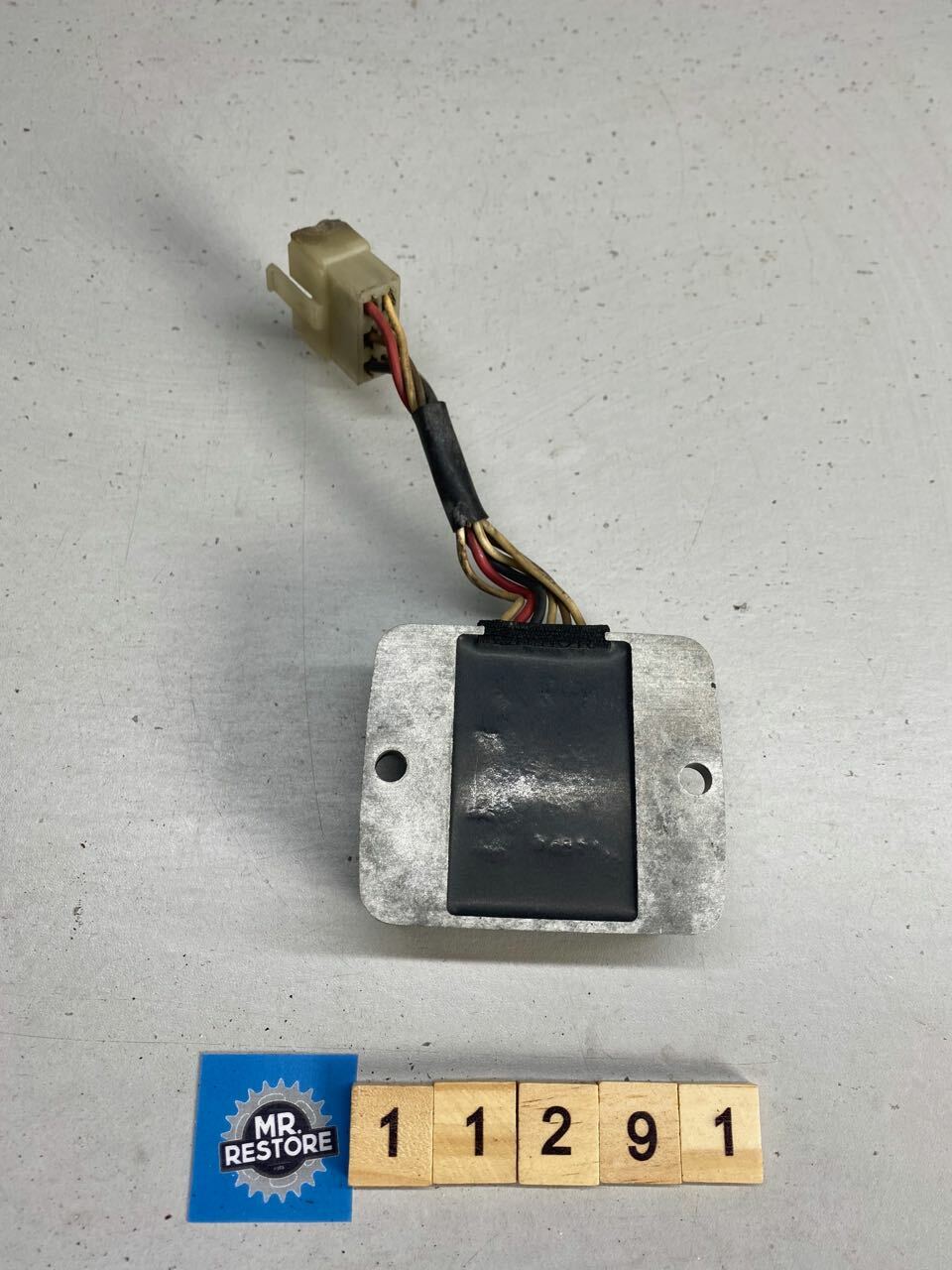 Yamaha SRX250 SR400 SR500 XC180 Rectifier Regulator - SH235 - 2J2-81960-A