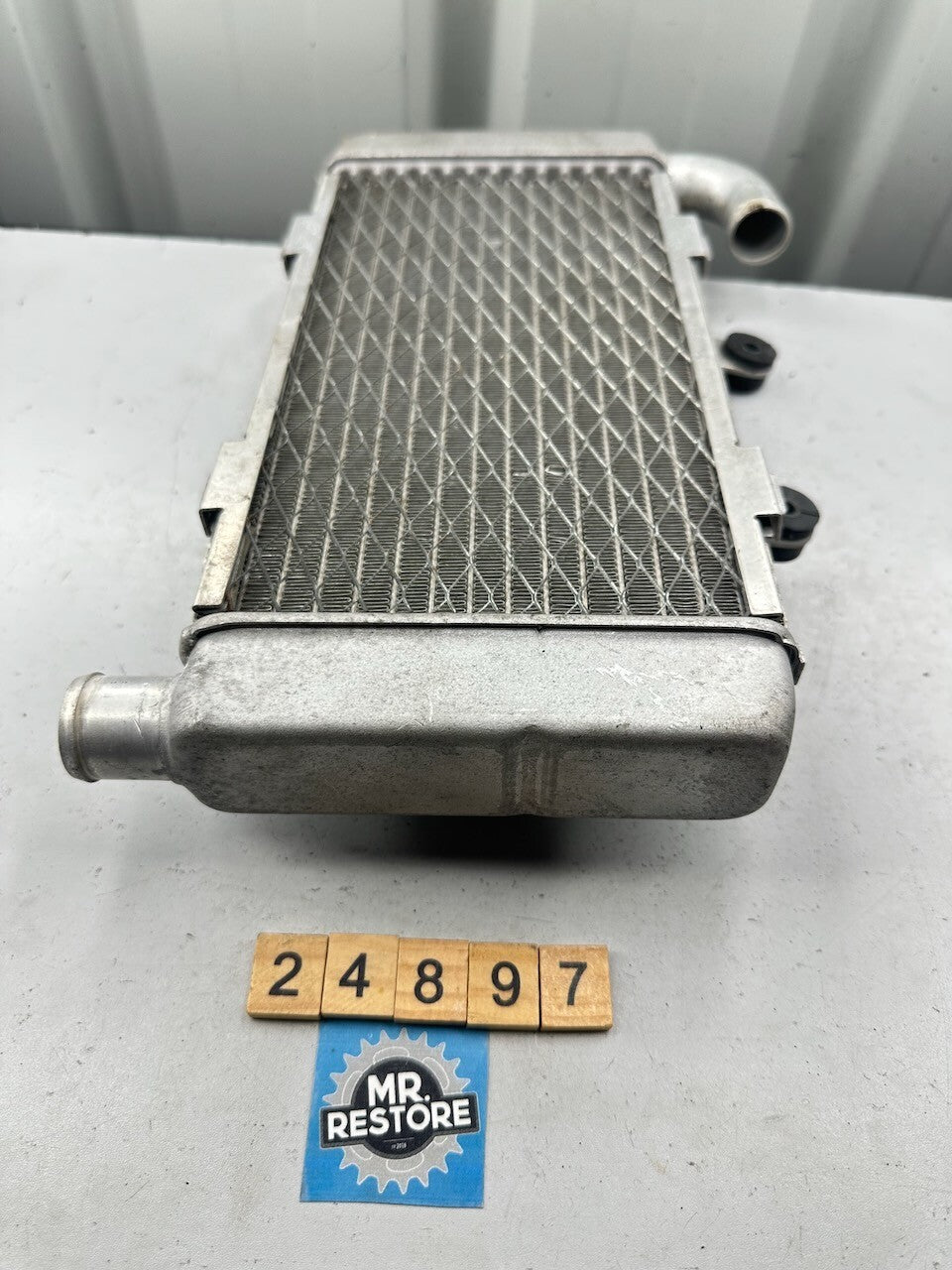 Honda VTR1000 F '97-06' Left Radiator & Guard 19060-MBB-D61