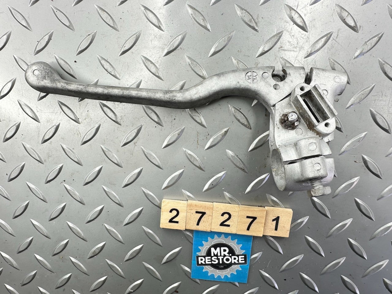 Suzuki SP370 1978 TS250 OEM Front Brake Lever Perch Assy. 57300-30511