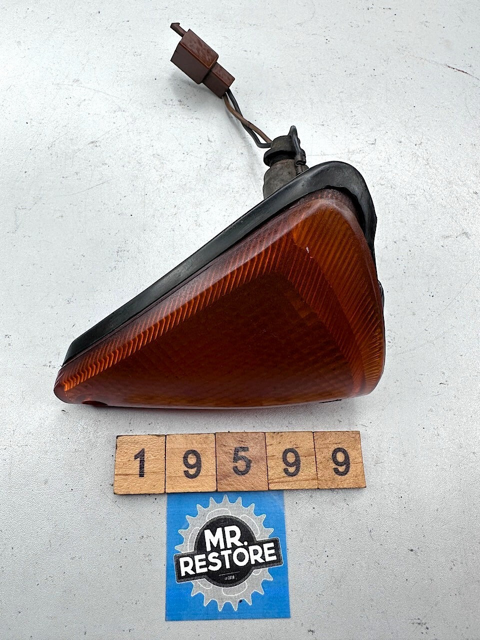 Yamaha FJ1200 1986-87 L/H Front Indicator With OEM Koito Lens - (tested)