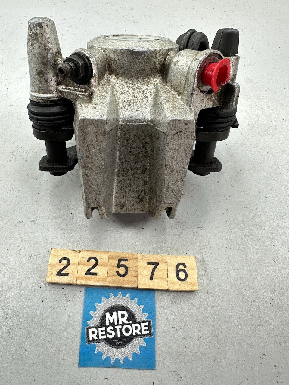 Kawasaki GPZ1000RX ZX1000 1986-88 Rear Brake Caliper 43041-1550