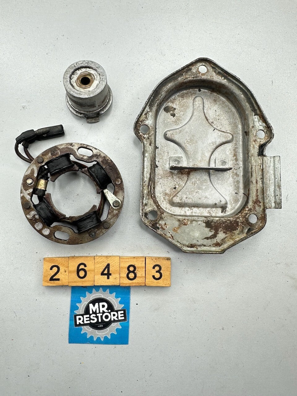 Honda CX500 1978-1981 Hitach CDI Pulser (tested) & Cover 30300-415-005